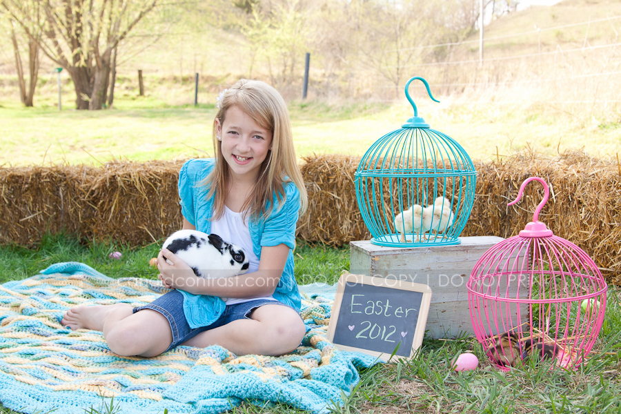 childrens photographer, Bellevue Dubuque Iowa, Easter bunny portraits, Candid Contrast Photography