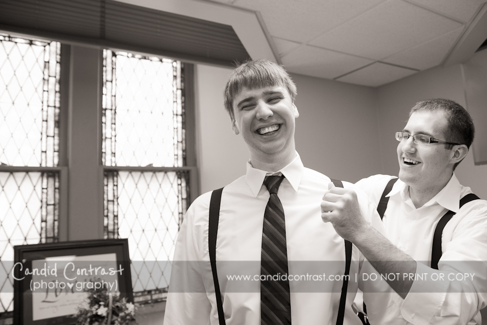 Bellevue Dubuque IA wedding photographer, Candid Contrast Photography, quad cities wedding photographer