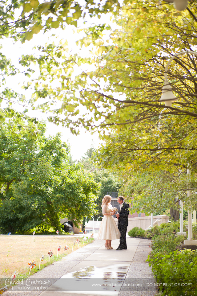Bellevue, Dubuque, IA wedding photographer, Candid Contrast Photography