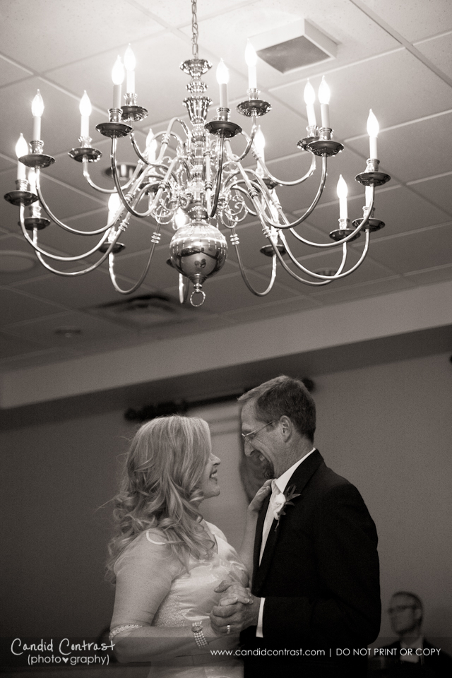 Bellevue, Dubuque, IA wedding photographer, Candid Contrast Photography