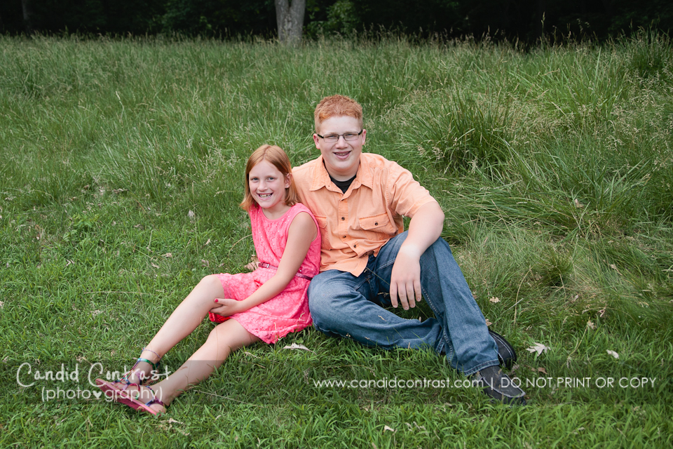 farm themed family photos, Bellevue Dubuque IA family photographer, Candid Contrast Photography, Galena IL family photographer