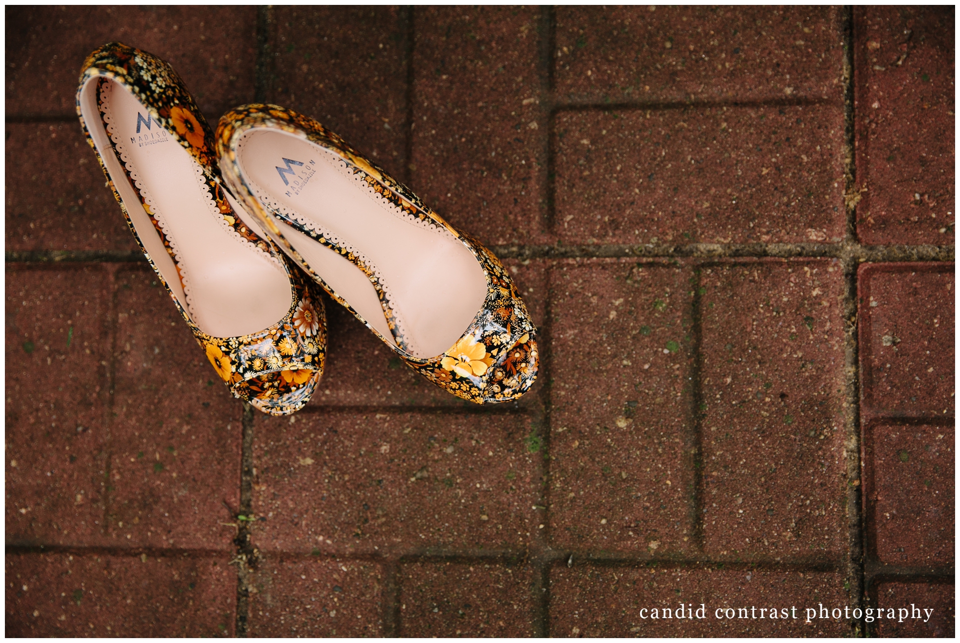 yellow wedding shoes at backyard wedding in dubuque, ia, candid contrast photography