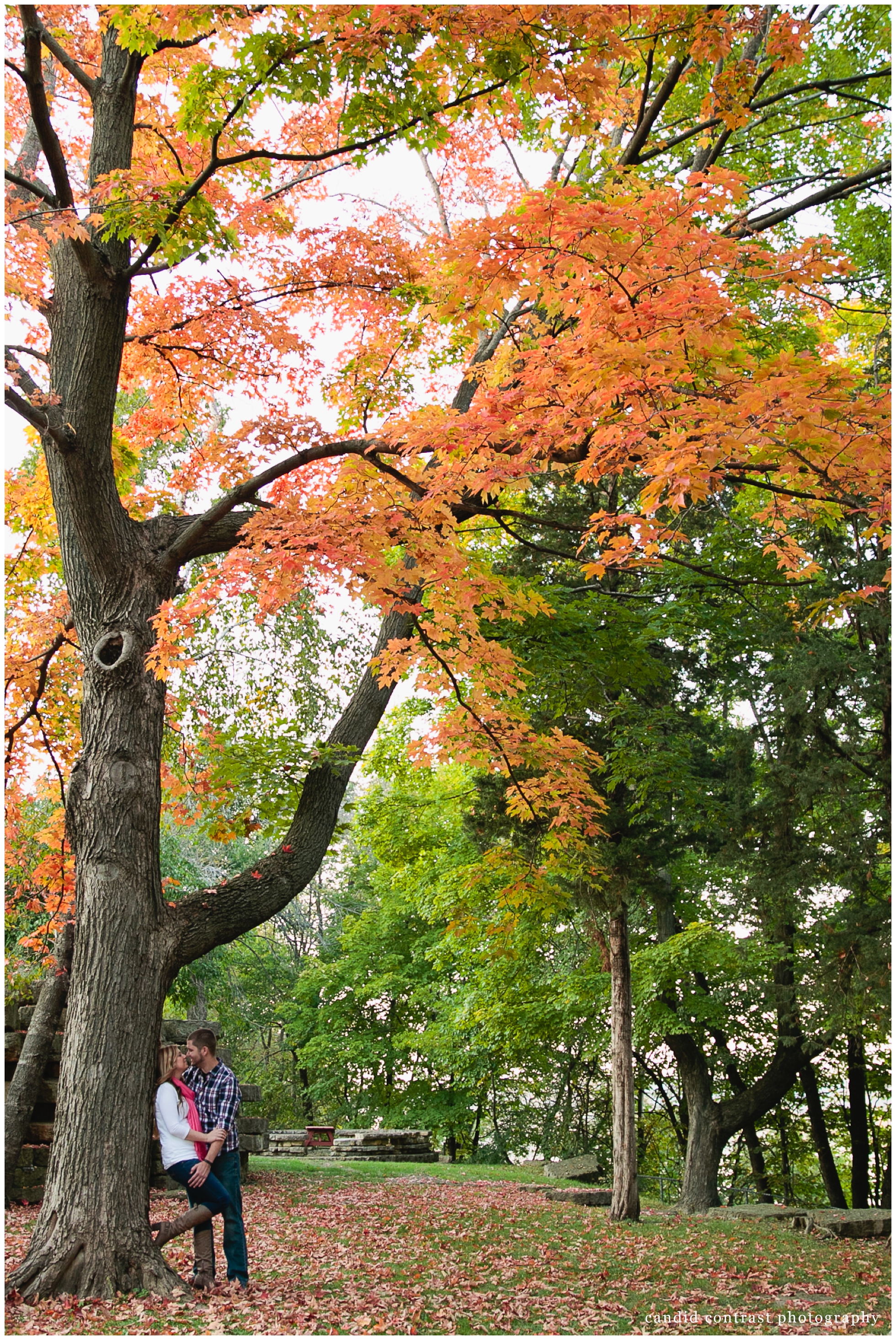 modern engagement photos in eagle point park in dubuque, ia, wedding photographer candid contrast photography
