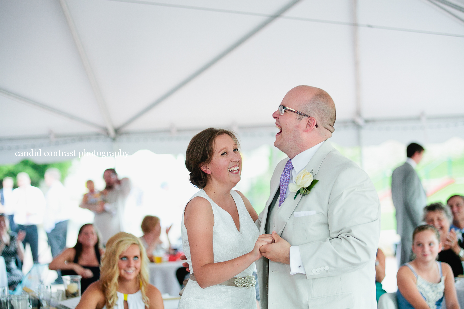 port of dubuque stone cliff winery wedding, candid contrast photography