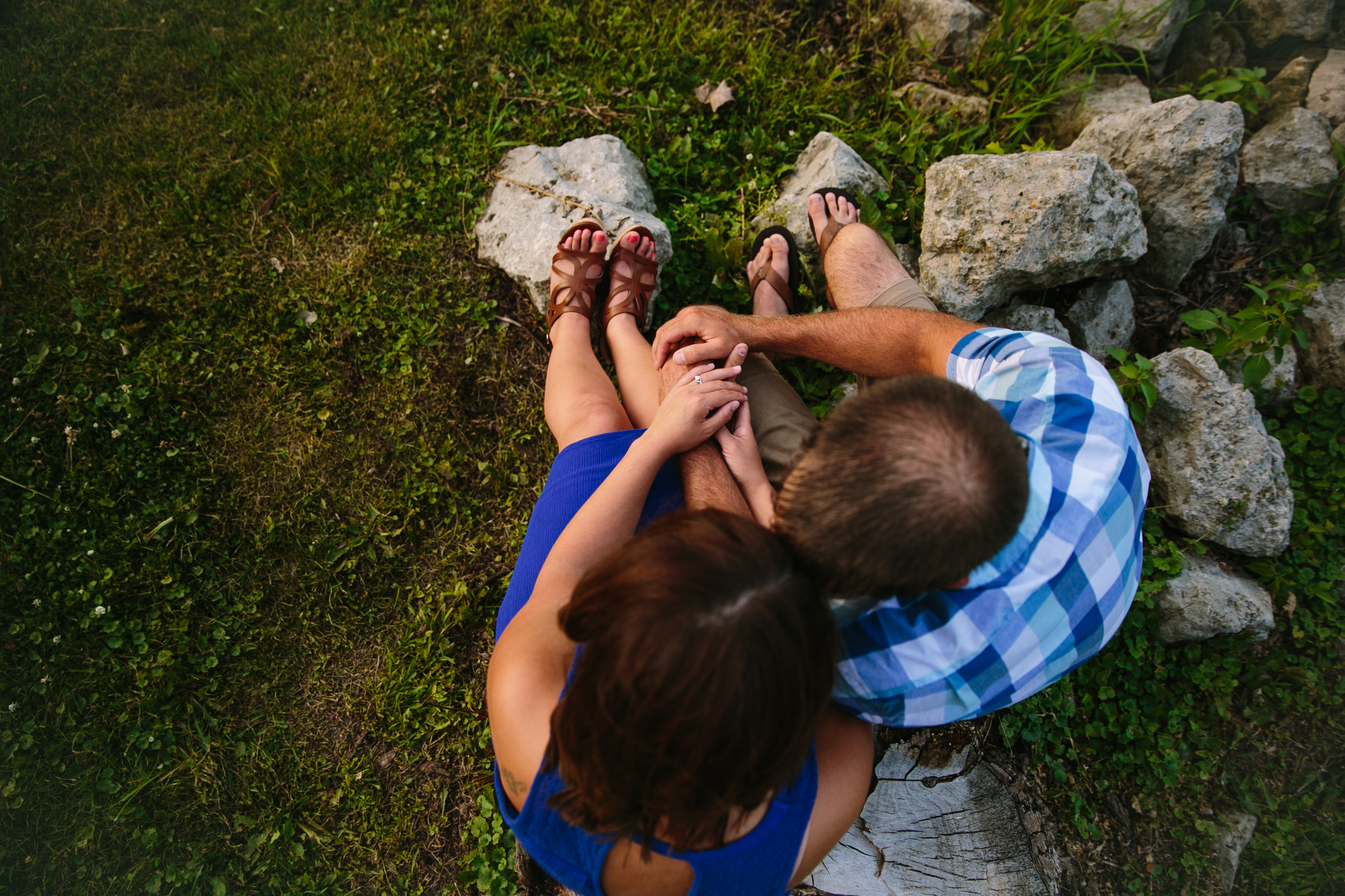 outdoor dubuque engagement session by catherine furlin photography, couple holding hands