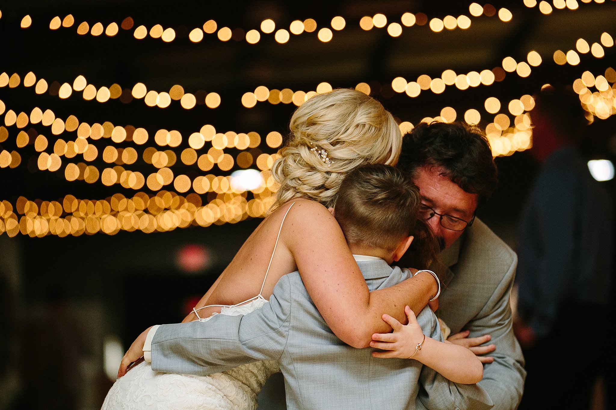 father daughter dance at dubuque fairgrounds wedding